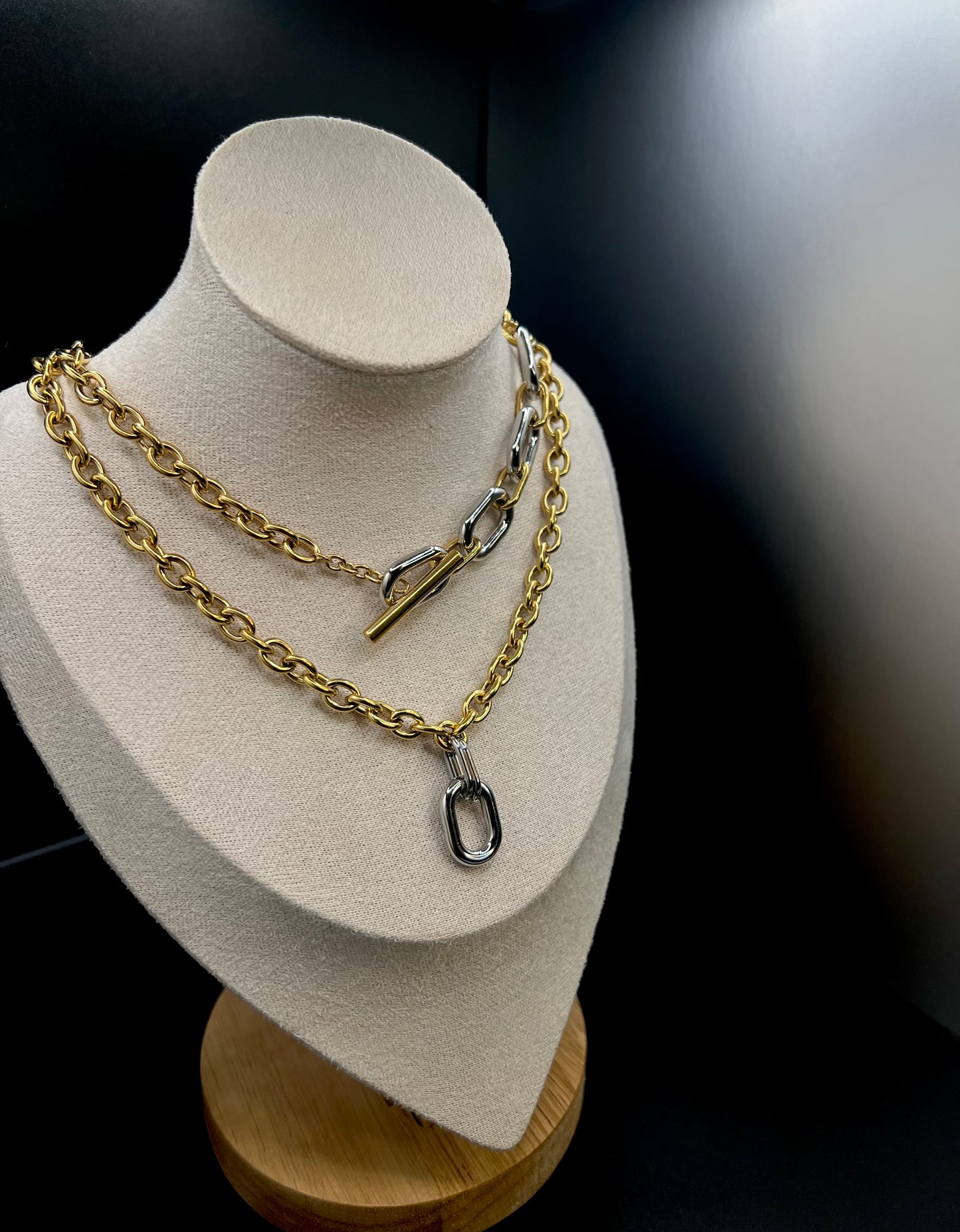 Entre Deux Necklace