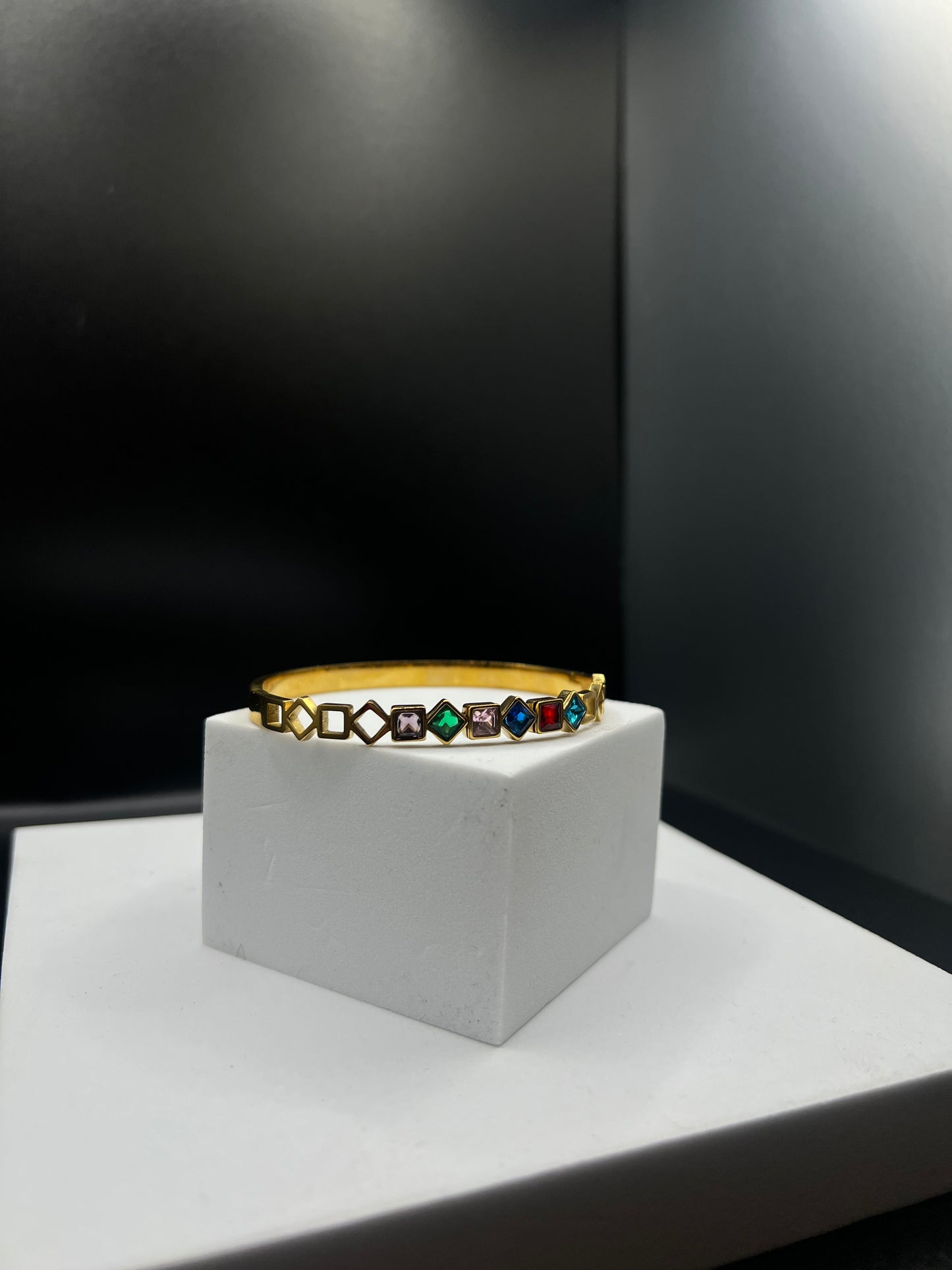 After Glow Bracelet